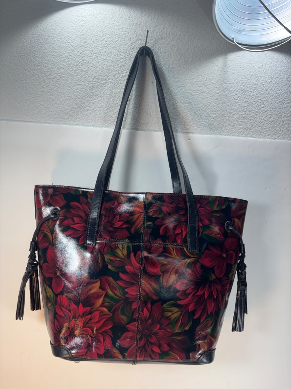 PATRICIA NASH MILAN ITALY -NWT $ 299.00          VERY SOFT ITALIAN LEA  GLAZED !